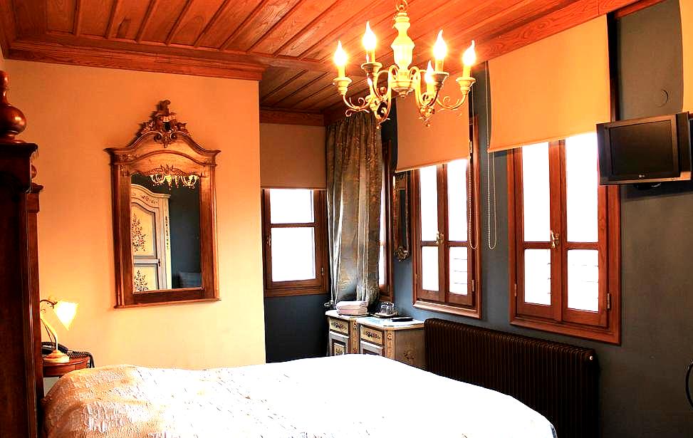 Boutique Hotel Kokkino Spiti